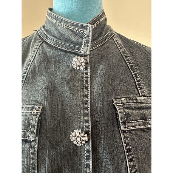 Tahari Jean Jacket S/P Embellished Sparkle Snap Close Medium Wash - Picture 3 of 16